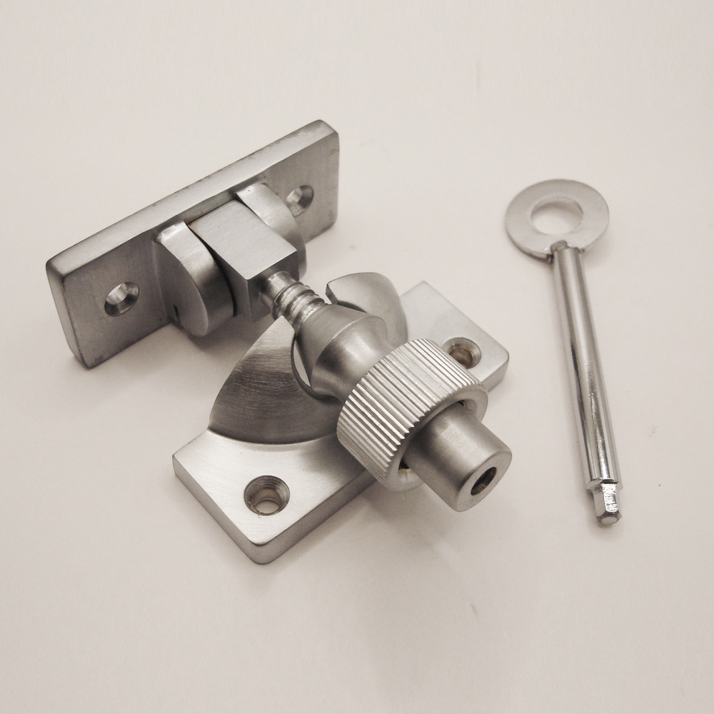 TWC001L/SCP • Locking • Satin Chrome • Forged Brighton Sash Fastener